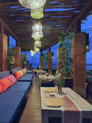 Beach Bar Experience